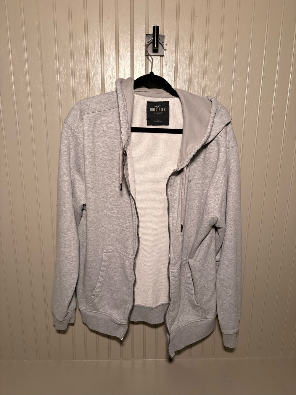 Hollister Light Gray Men’s Full-Zip Hooded Sweater